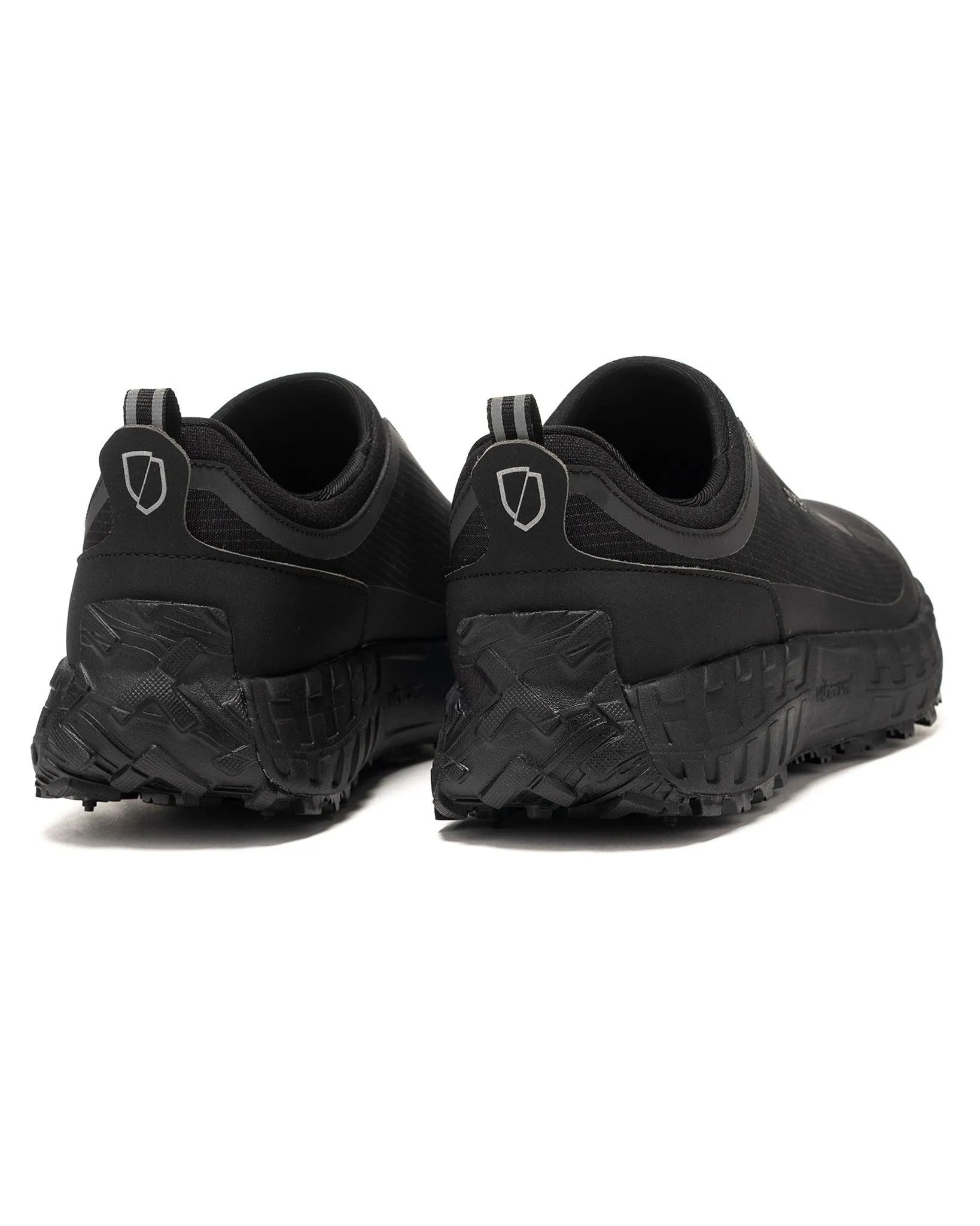 003 Pitch Black
