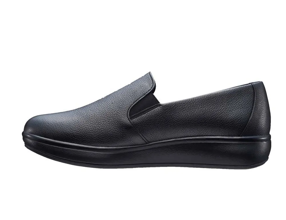 Clara SR Black