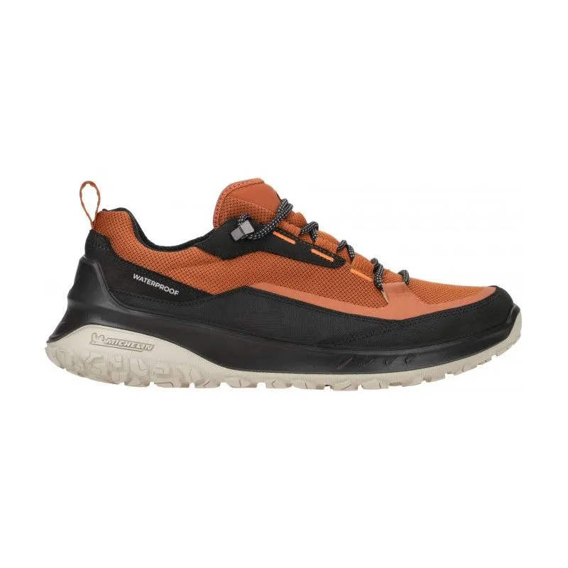 Ecco Men's ULT-TRN Waterproof Low Shoe in Black Cognac