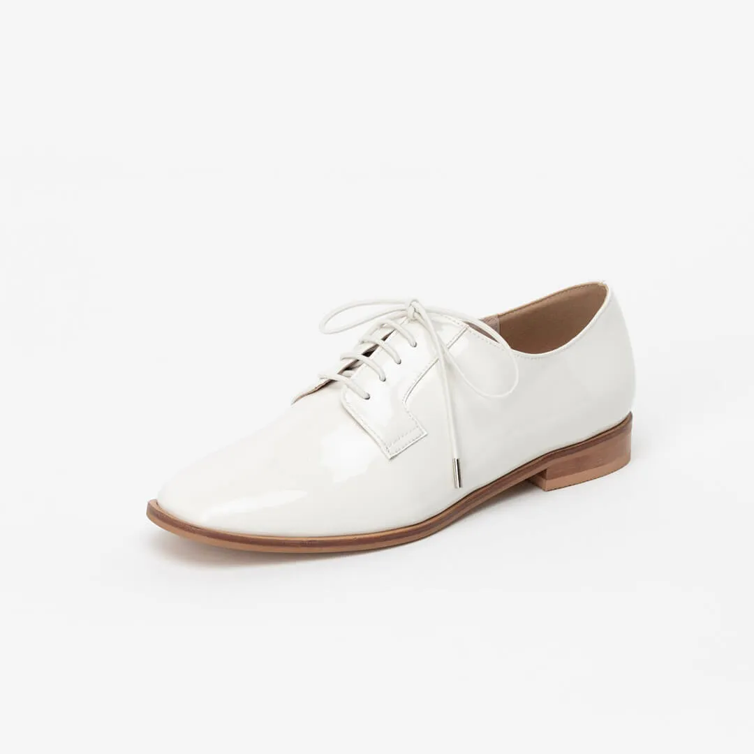 ISLA - lace up loafer