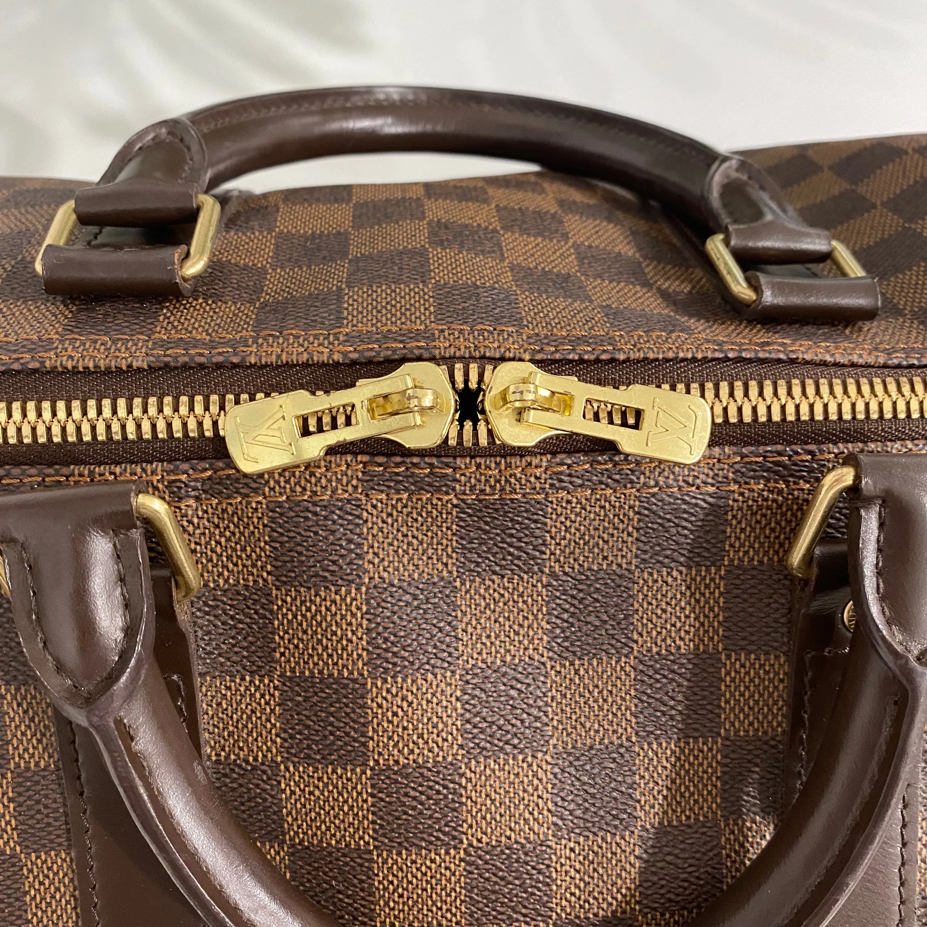 Louis Vuitton Damier Ebene Keepall 55