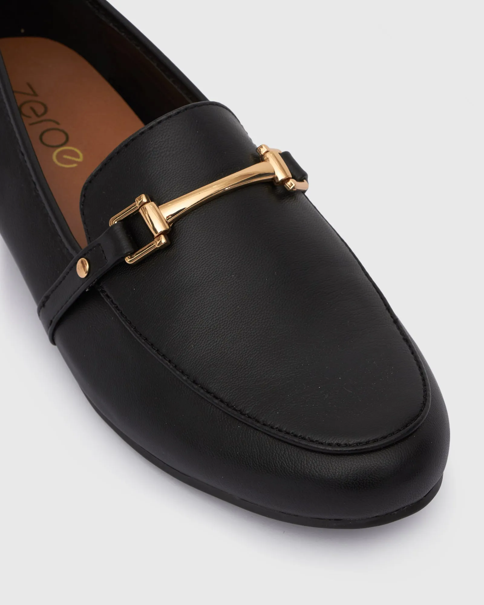 NEAT Round Toe Loafers