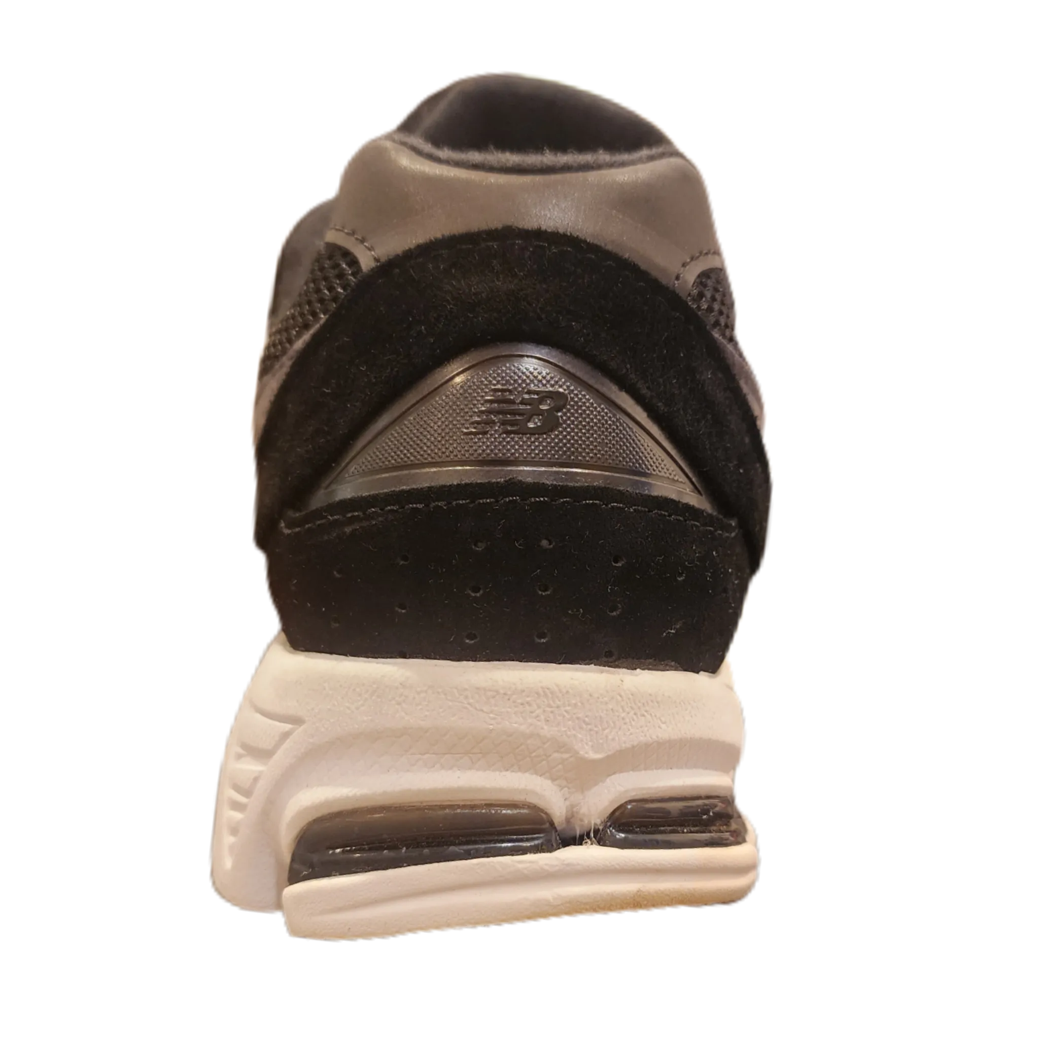 New Balance - "2002R Black" - Size 9.5