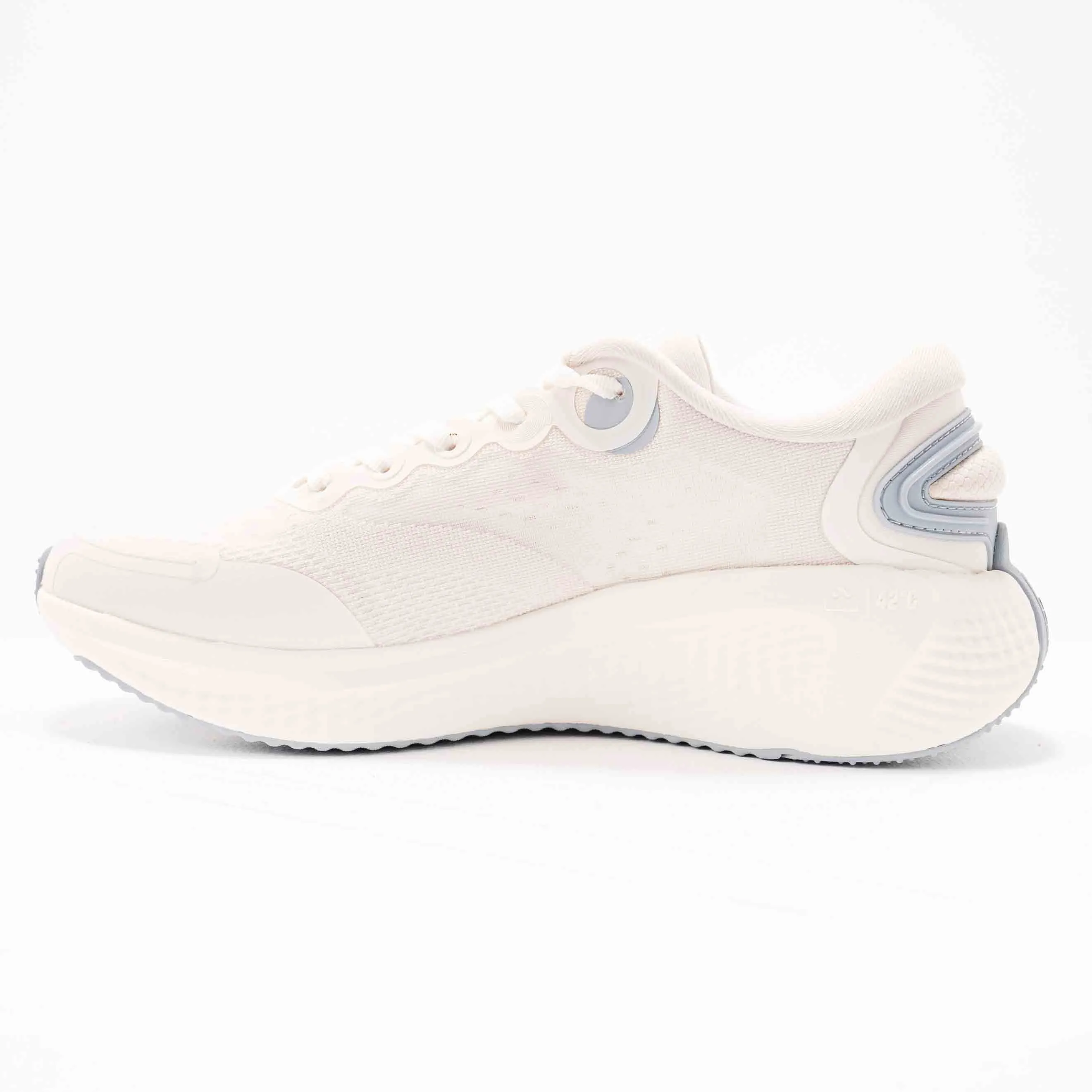 RUNNING SHOES